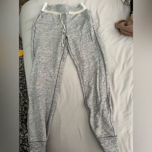 Lululemon sweats